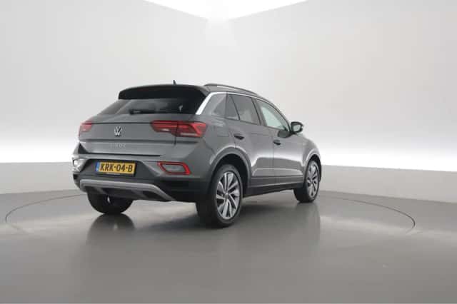 Volkswagen T-Roc (2025) thumbnail 2