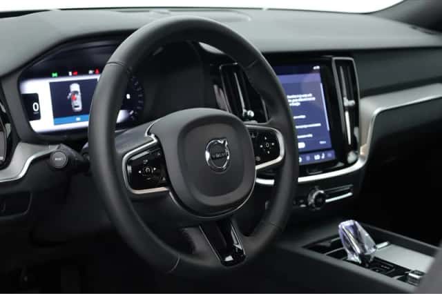 Volvo V60 (2025) thumbnail 6