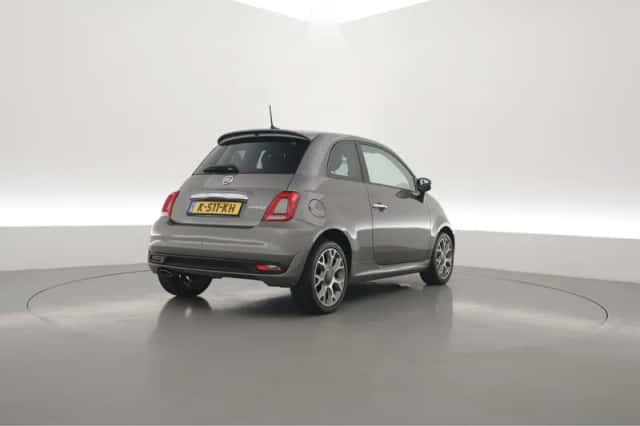 Fiat 500 (2020) thumbnail 2