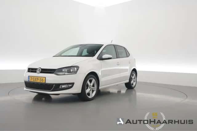 Volkswagen Polo (2014) thumbnail 1