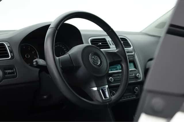 Volkswagen Polo (2014) thumbnail 5