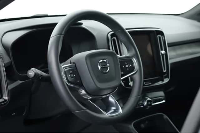 Volvo C40 (2023) thumbnail 6