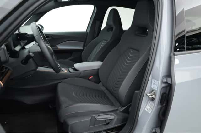 CUPRA Born (2024) thumbnail 3