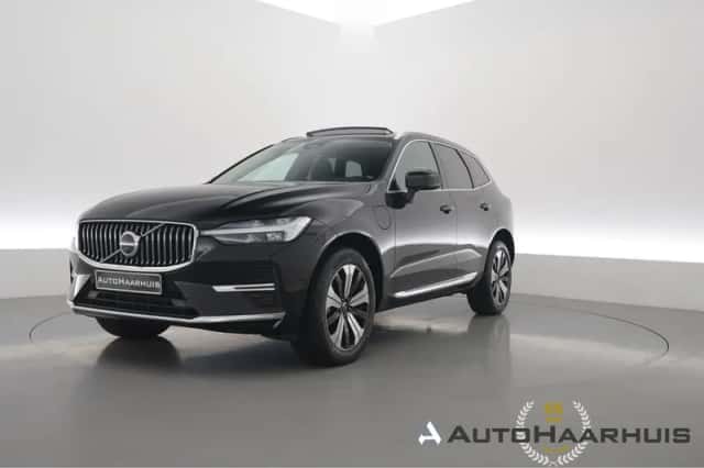 Volvo XC60 (2023) thumbnail 1