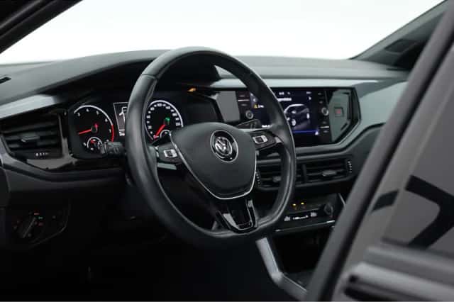 Volkswagen Polo (2018) thumbnail 5