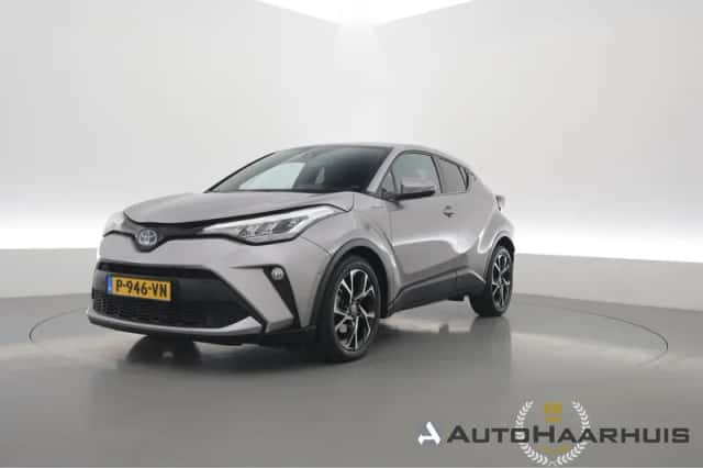 Toyota C-HR (2021) thumbnail 1