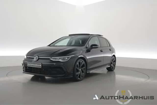 Volkswagen Golf (2022) thumbnail 1