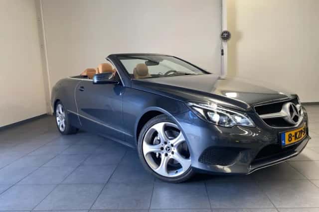 Mercedes-Benz E-Klasse (2013) thumbnail 1
