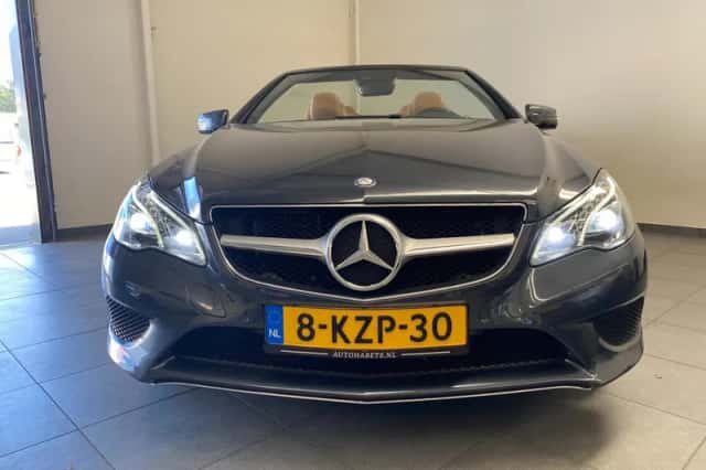 Mercedes-Benz E-Klasse (2013) thumbnail 2