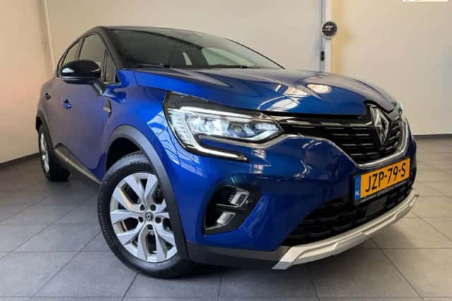 Renault Captur (2020) thumbnail 1