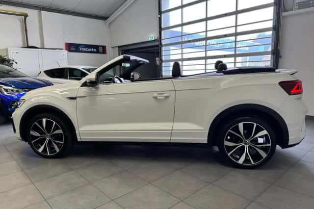 Volkswagen T-Roc (2023) thumbnail 5