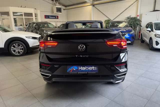 Volkswagen T-Roc (2020) thumbnail 6
