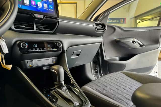 Toyota Yaris (2025) thumbnail 5