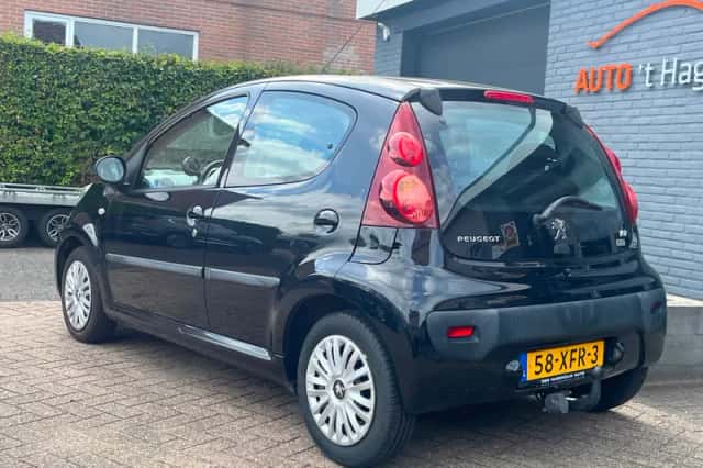 Peugeot 107 (2012) thumbnail 4