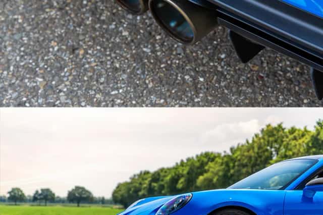 Porsche 911 (2022) thumbnail 5