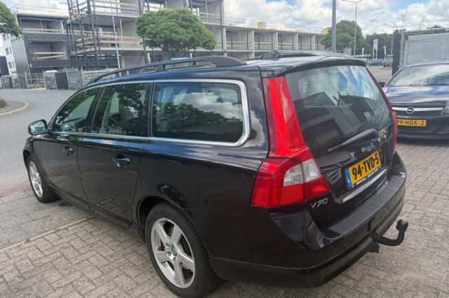 Volvo V70 (2012) thumbnail 3