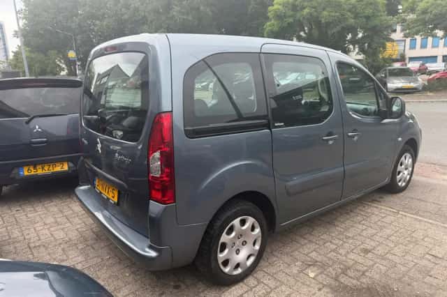 Citroën Berlingo (2010) thumbnail 3