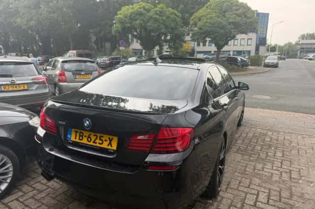 BMW 5-Serie (2014) thumbnail 3