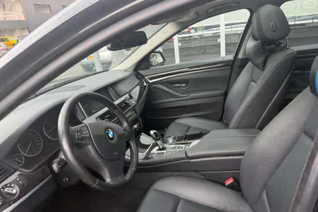 BMW 5-Serie (2014) thumbnail 6