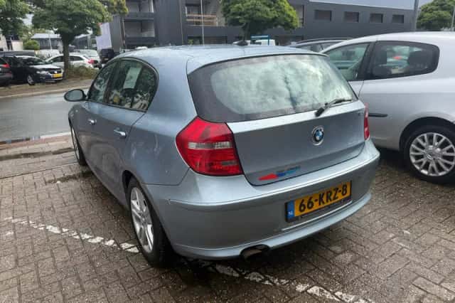 BMW 1-Serie (2010) thumbnail 4
