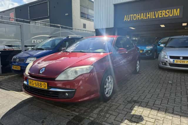 Renault Laguna (2008) thumbnail 2