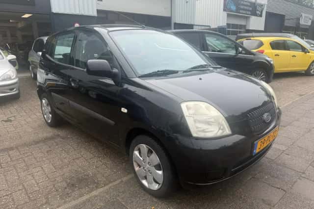 Kia Picanto (2004) thumbnail 1