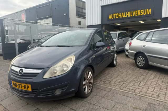 Opel Corsa (2007) thumbnail 2