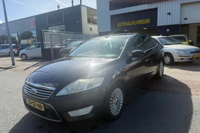 Ford Mondeo (2007) thumbnail 2
