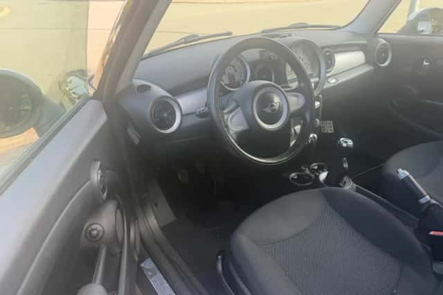 MINI Cooper (2007) thumbnail 5