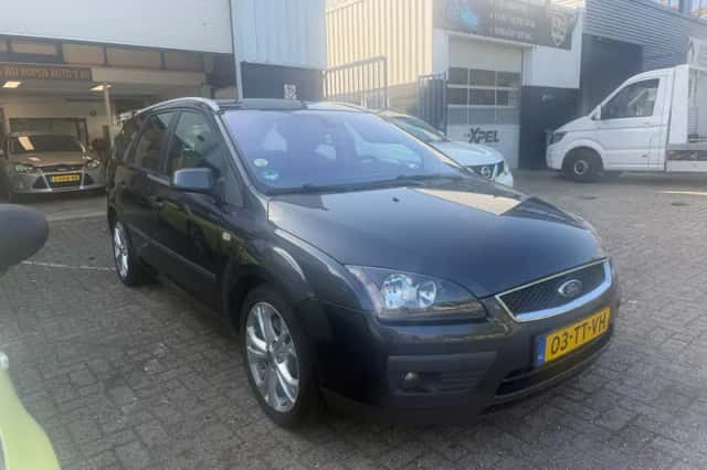 Ford Focus (2007) thumbnail 1