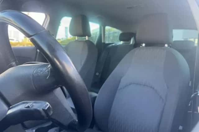 SEAT Leon (2015) thumbnail 4