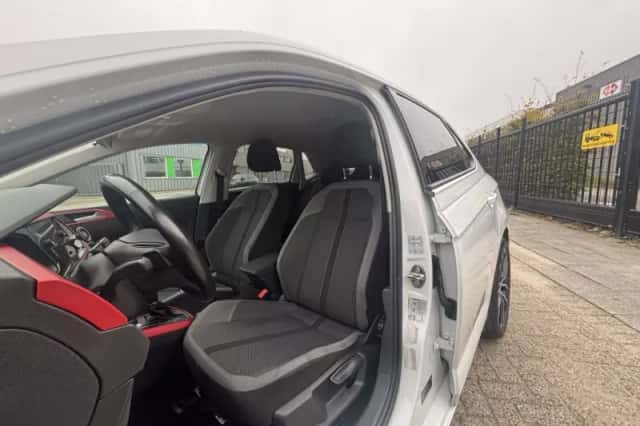 Volkswagen Polo (2018) thumbnail 3