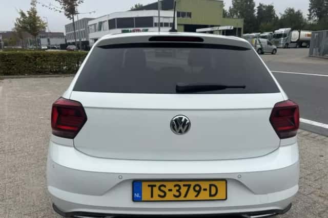 Volkswagen Polo (2018) thumbnail 6