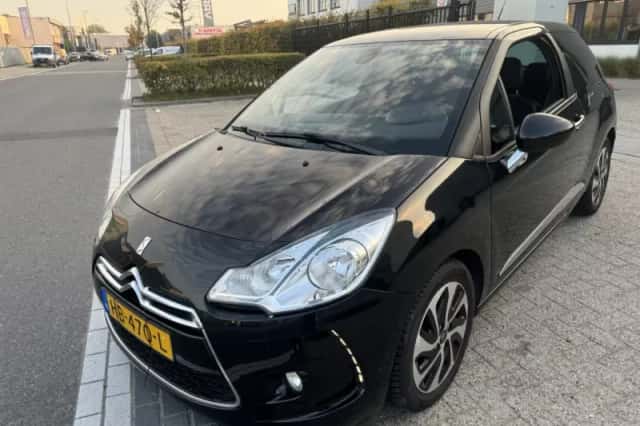 Citroën DS3 (2015) thumbnail 2