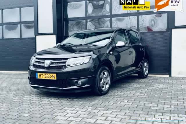 Dacia Sandero (2016) thumbnail 1