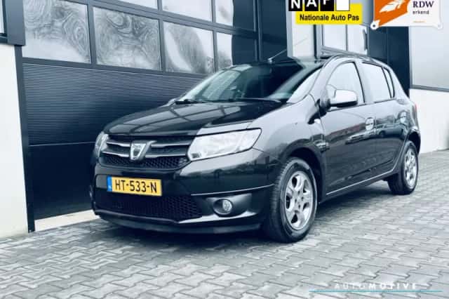 Dacia Sandero (2016) thumbnail 2