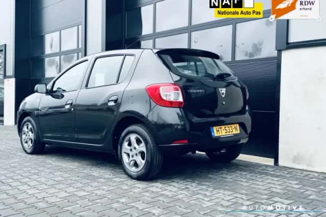 Dacia Sandero (2016) thumbnail 5