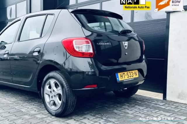 Dacia Sandero (2016) thumbnail 6
