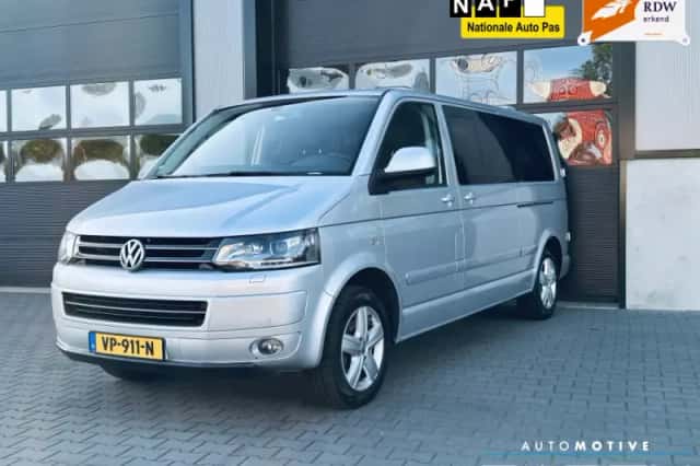 Volkswagen Transporter (2015) thumbnail 1