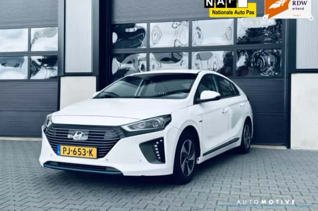 Hyundai Ioniq (2017) thumbnail 1