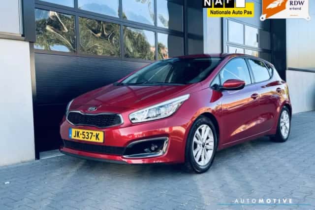Kia Cee'd (2016) thumbnail 2