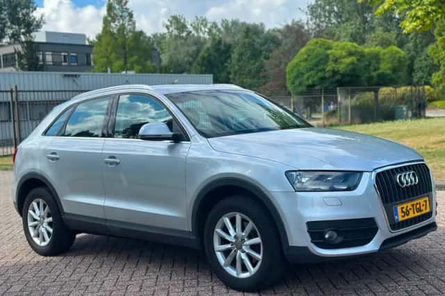 Audi Q3 (2012) thumbnail 3
