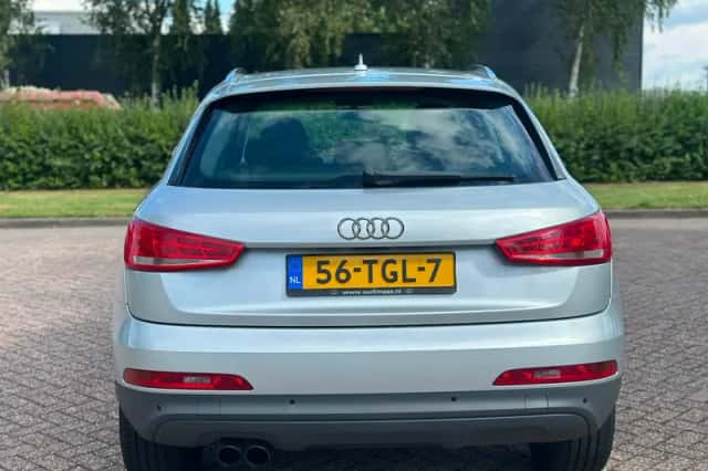 Audi Q3 (2012) thumbnail 6