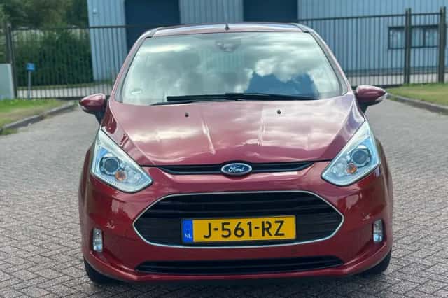 Ford B-Max (2016) thumbnail 2