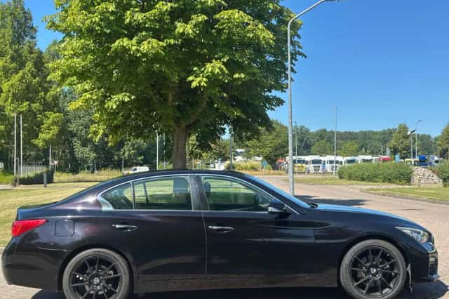 Infiniti Q50 (2014) thumbnail 4