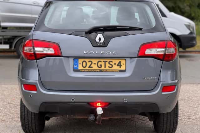 Renault Koleos (2008) thumbnail 3