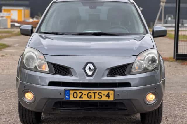 Renault Koleos (2008) thumbnail 4