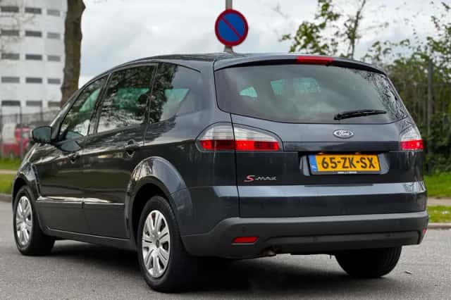Ford S-Max (2007) thumbnail 4