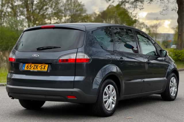 Ford S-Max (2007) thumbnail 6