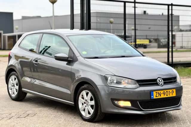 Volkswagen Polo (2010) thumbnail 4